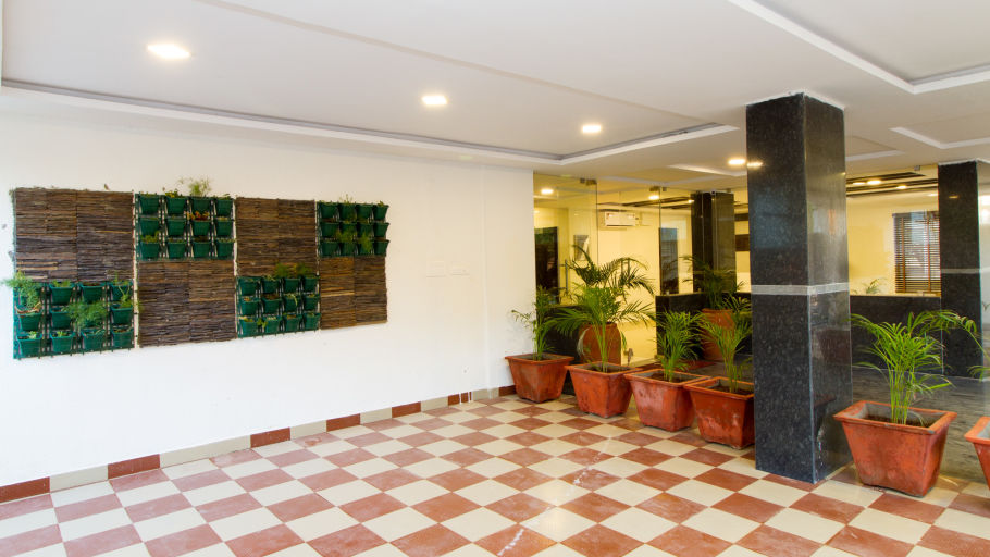 Reception and Lobby The Sanctum Suites in Whitefield 5