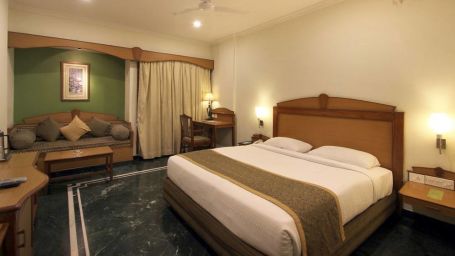 Taj Tri Star Hotel Executive Room 01
