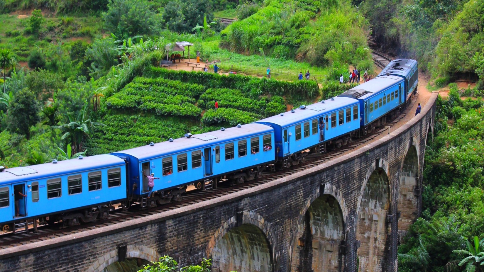 nine arch bridge in Sri Lanka