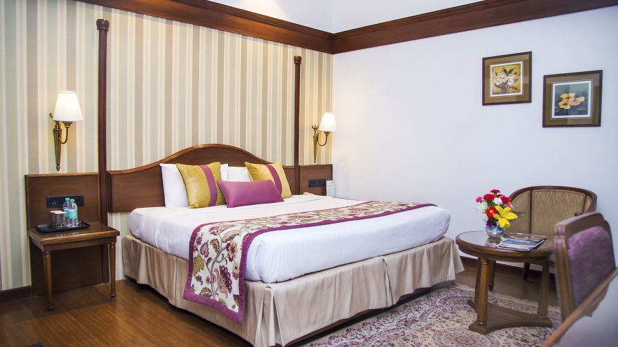 Suite shervani hilltop nainital