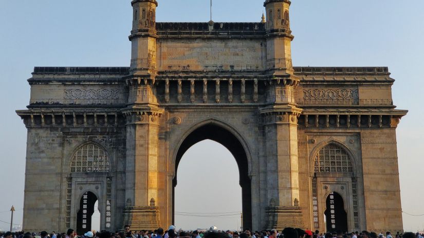 Gateway of India - best pre-wedding photoshoot location in Mumbai