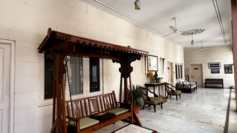 Image of a swing and an ottoman at the Sit-out Area at Suryaa Villa Jaipur