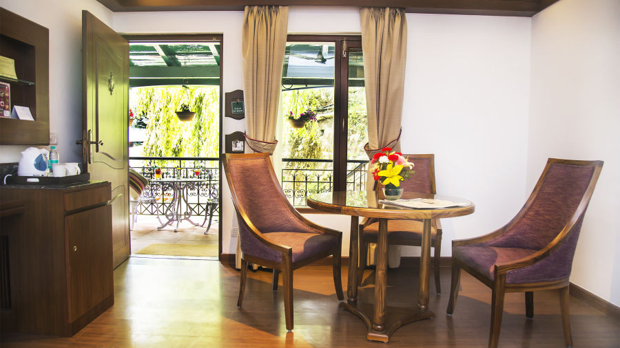 Suite shervani hilltop nainital 1