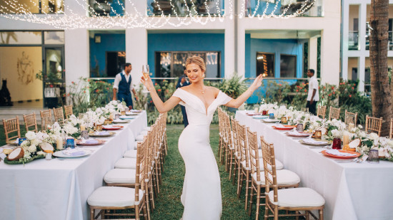 bride posing during wedding reception in Galle