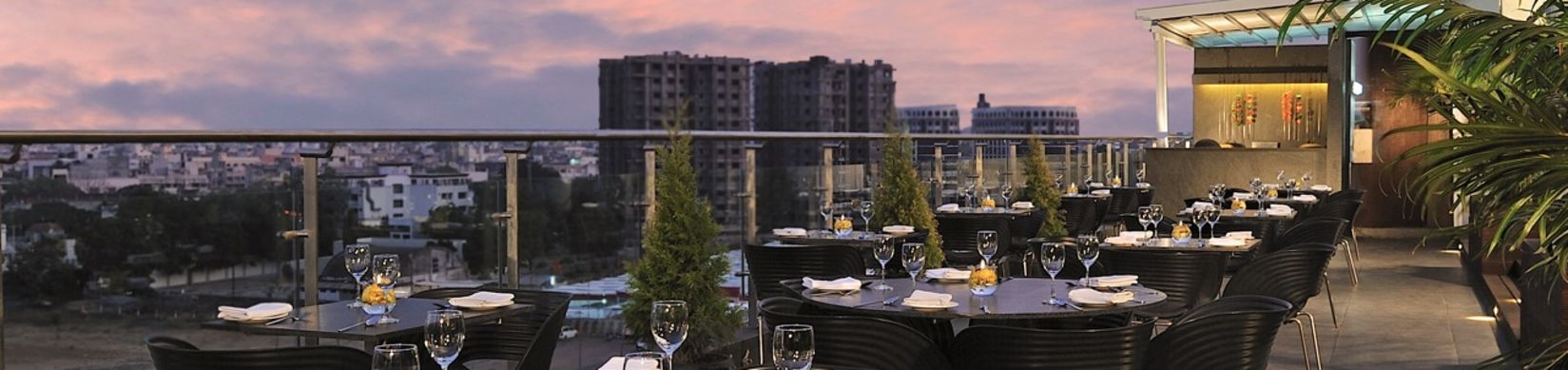 sky loung bar in Rajkot, only non-vegetarian restaurant in Rajkot, Marasa Sarovar Portico Rajkot, 5 star hotel in rajkot