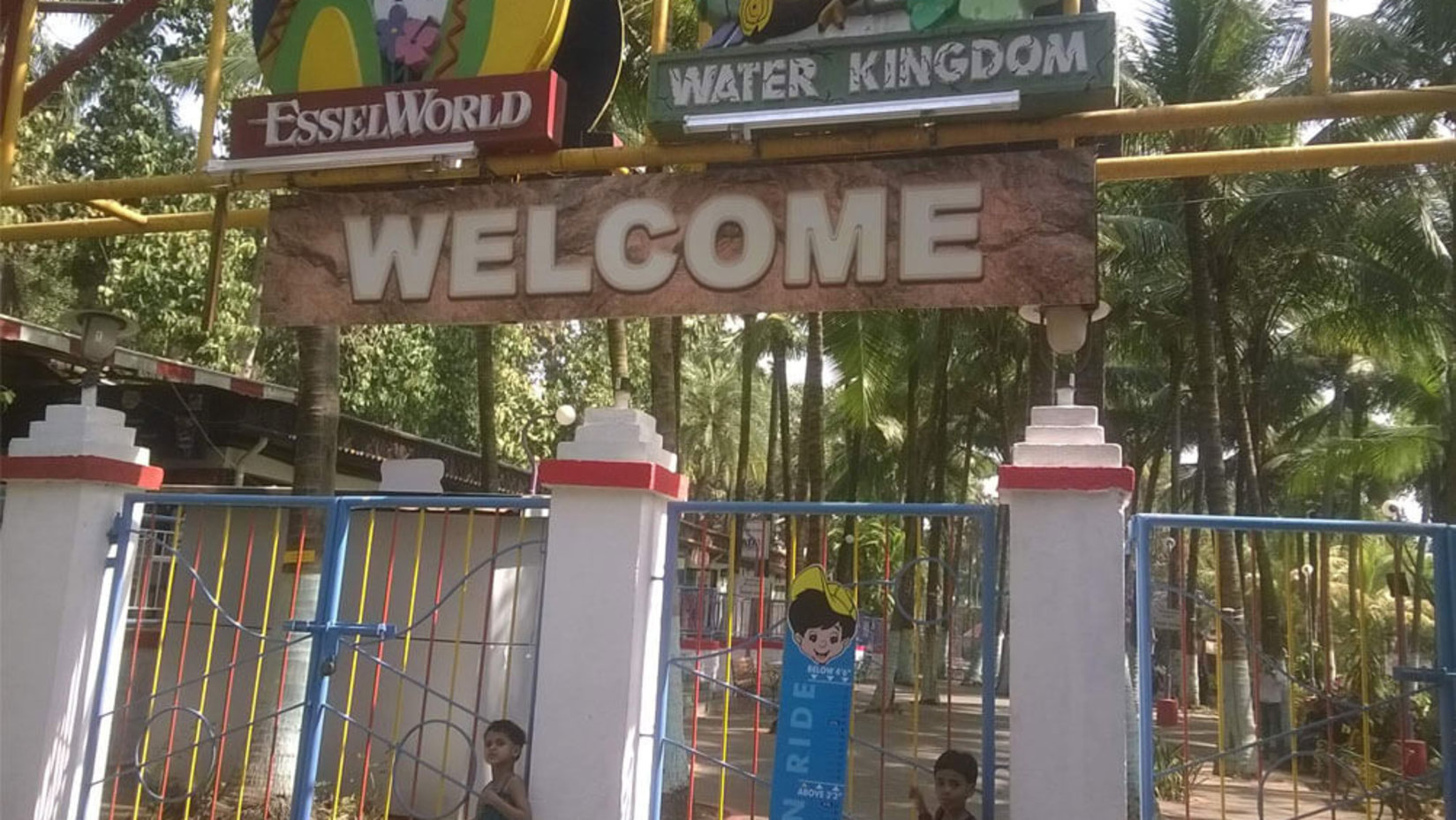 Water Kingdom - the entrance to the water park