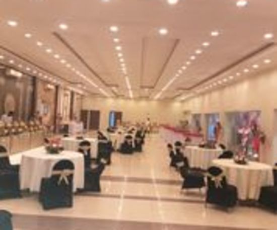 alt-text Banquet Hall  at our hotel in Siliguri 98765