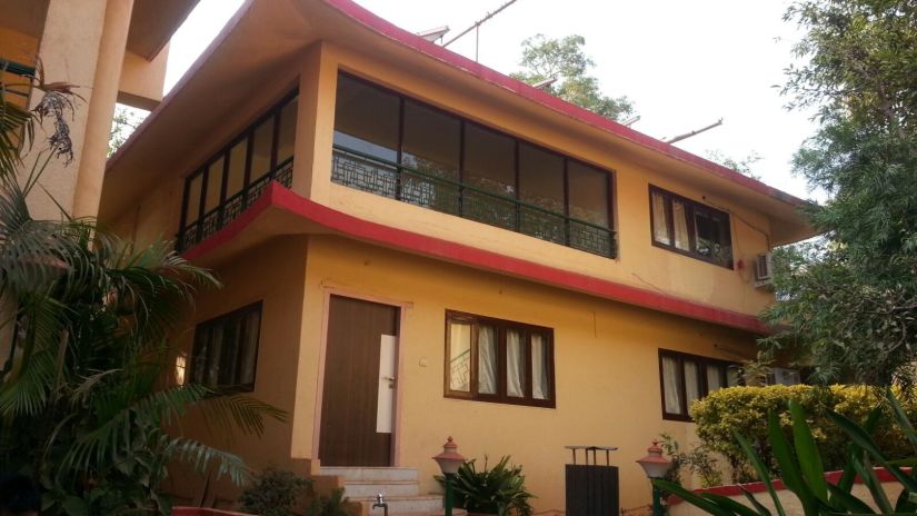 Adamo Resort Matheran - exterior view of the bungalow