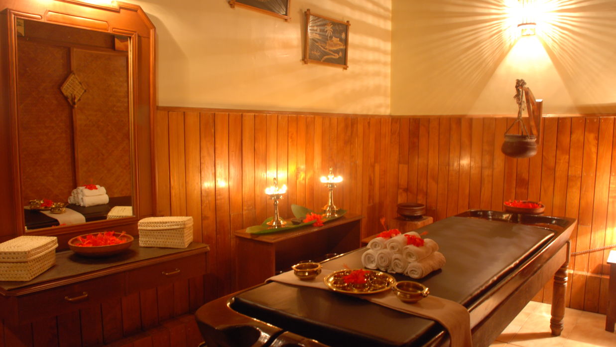 Tranquil Resort, Wayanad Wayanad TRANQUIL RESORT - Ayurveda Massage