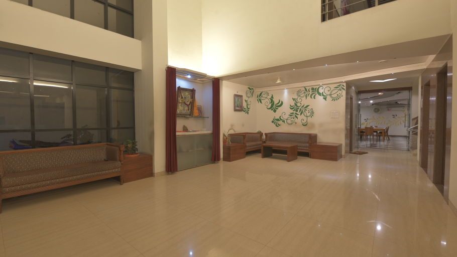 Hotel Vaikunth by Adamo - the reception area of the hotel in Nathdwara