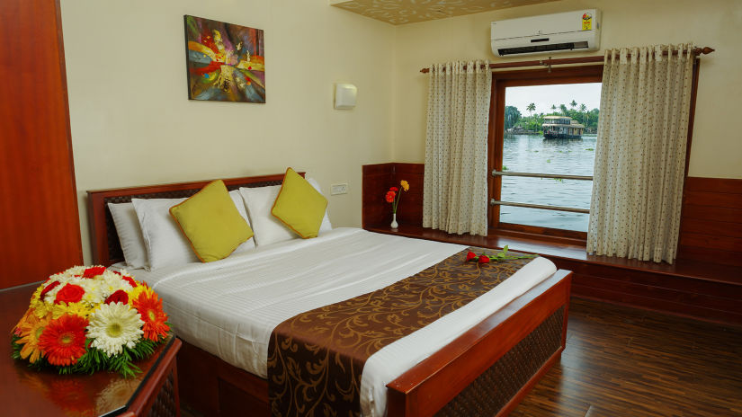 Abad 2 Bedroom Premium Houseboat, premium houseboat alleppey