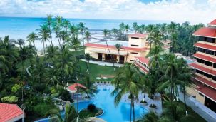 Beach Resort in Mumbai, The Retreat Hotel and Convention Centre Malad Mumbai