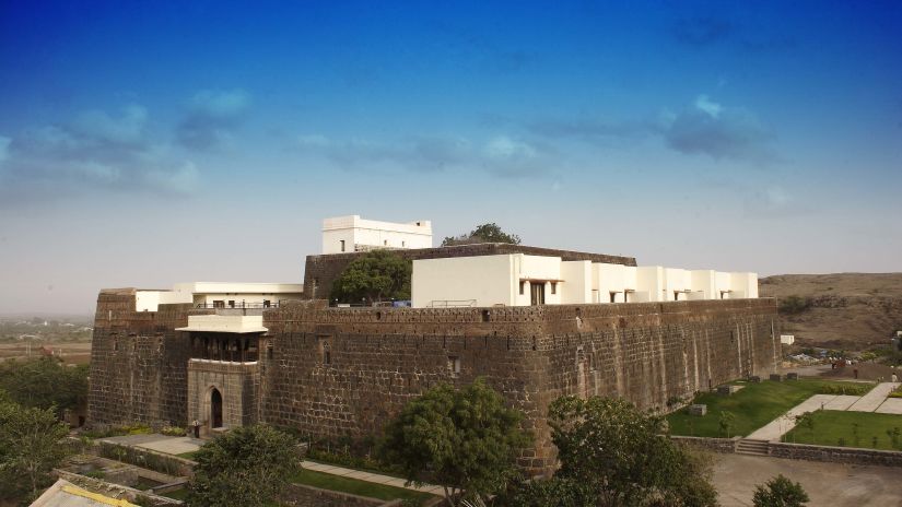 Complete View of Fort JadhavGADH 