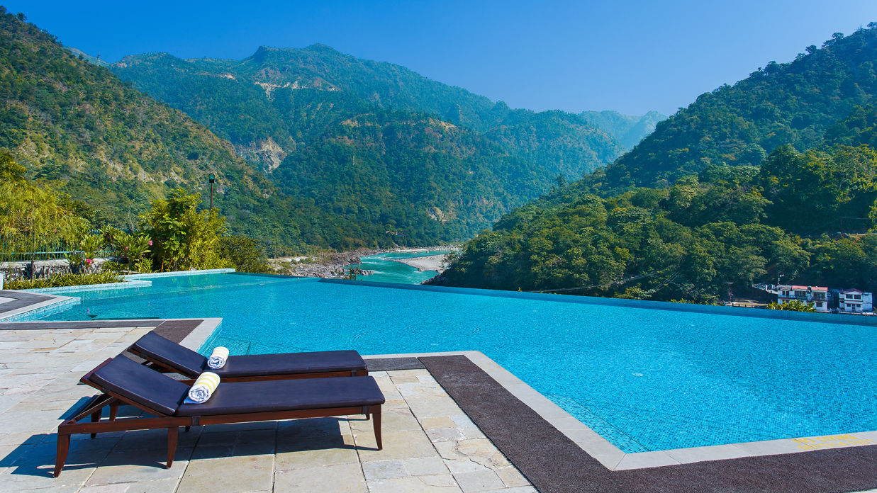 Aloha On the Ganges Rishikesh Infinity Pool2