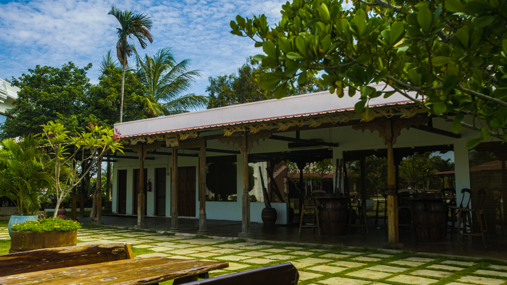 Paanam Bar at Chariot Beach Resort in Mahabalipuram 9