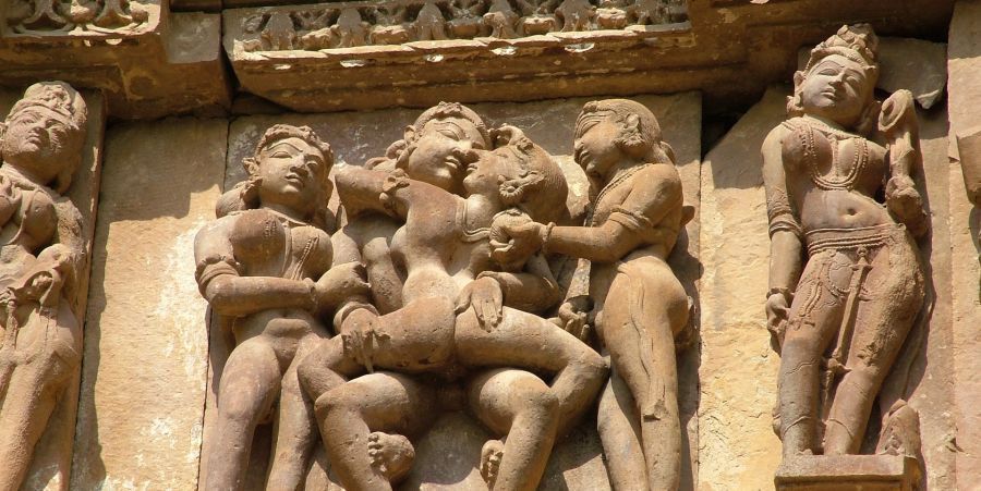 alt-text Kandariya Mahadeva Temple sculptures