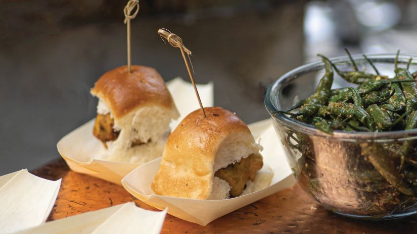 Two pieces of Vada Paav ready to be served - Fort JadhavGADH