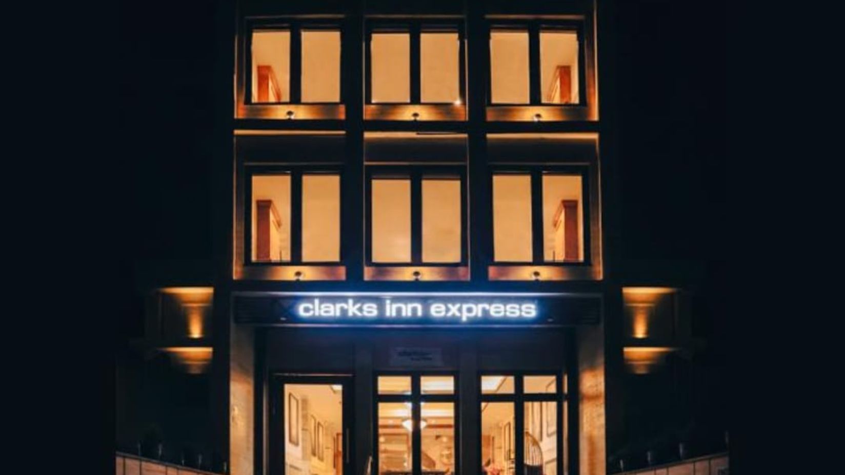 Clarks In Express - Best Hotel in Dehradun