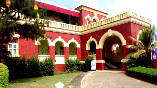 Facade of Mahodadhi Palace - A Beach View Heritage Hotel in Puri asfasdf456