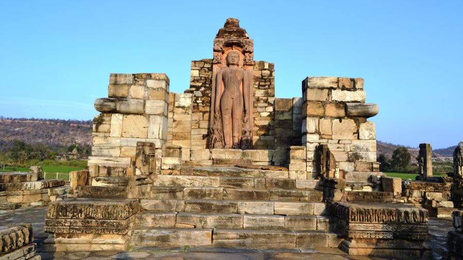 Neelkanth Mahadev Temple - 25ft tall sandstone statue of Shri Parshavanath-ji the 23rd Jain Tirthankara