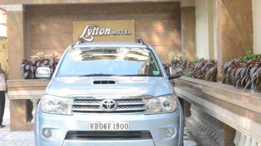 Lytton Hotel, Kolkatta Kolkata Parking Lytton Hotel Kolkata 3