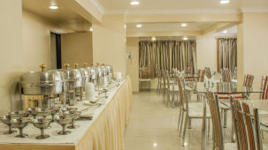 Hotel Orchard, Pune Pune In-House Restaurant 2