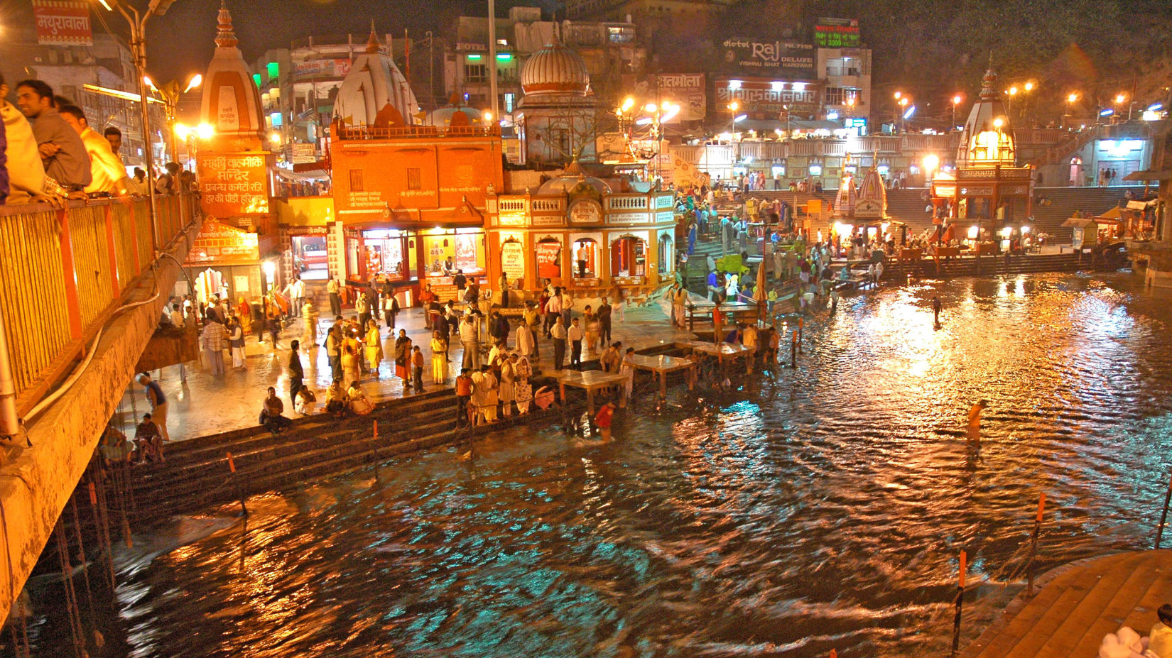 Leisure Hotels  Haridwar-HariKiPauri-Bathing Ghats ClockTowerInLights-2