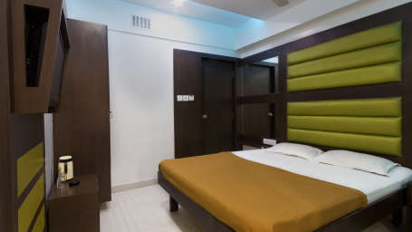  Comfort Exective A C Room at Hotel Sandhya Residency Bangalore