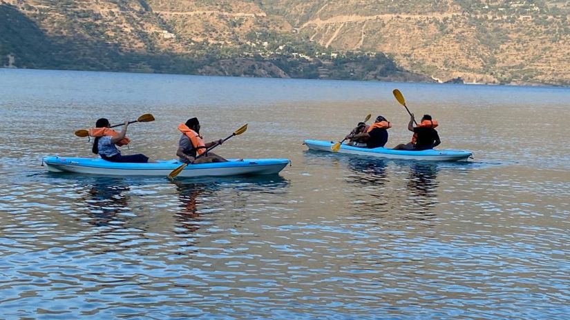 Kayaking Tehri01.v1