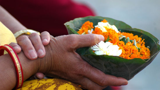 Haridwar HariKiPauri Flower Offerings leisure hotels  