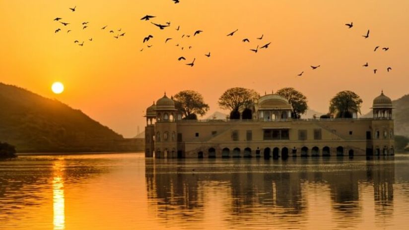 Jal Mahal, Hotel Sarovar Portico Jaipur