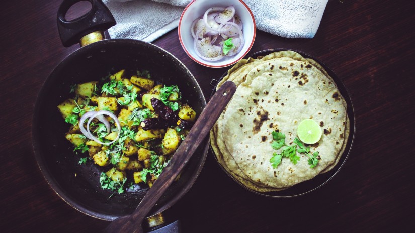 A Gujarati meal being served 