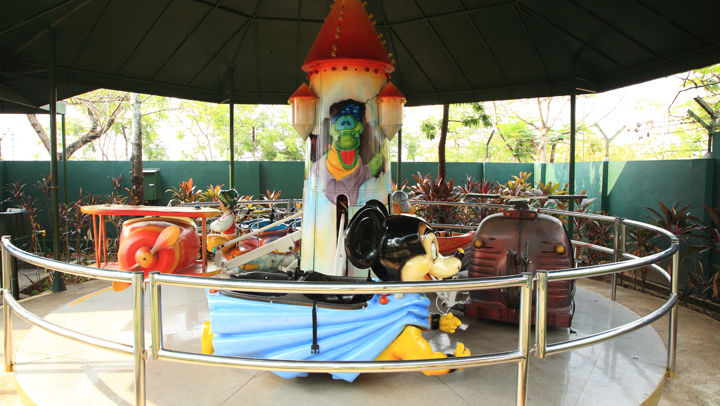 Castle jet ride at Wonderla Kochi