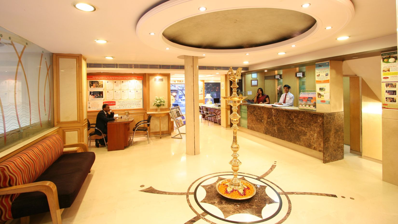 Lobby of Hotel Southern - Hotel near New Delhi Railway Station