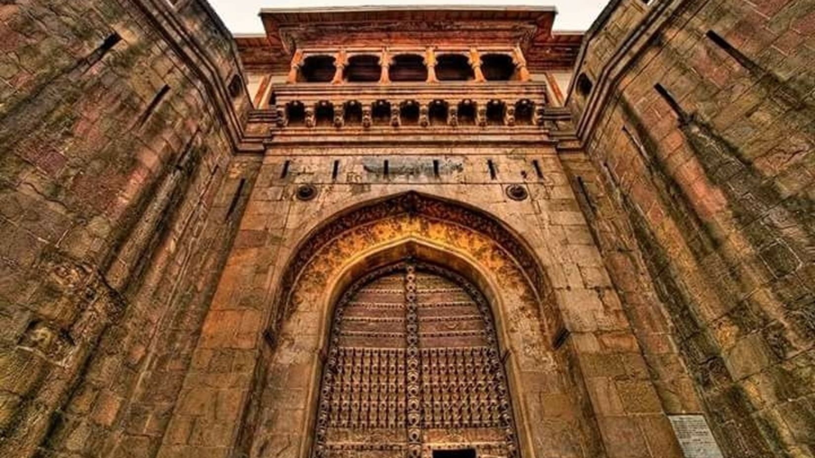 Grand entrance gate at Fort JadhavGADH