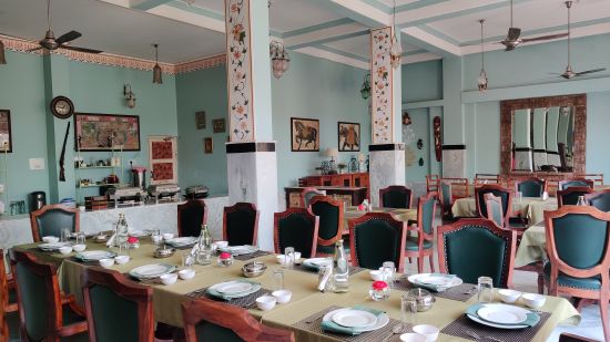 alt-text Dining - Fateh Mahal Restaurant - Umaid Palace Dausa 1