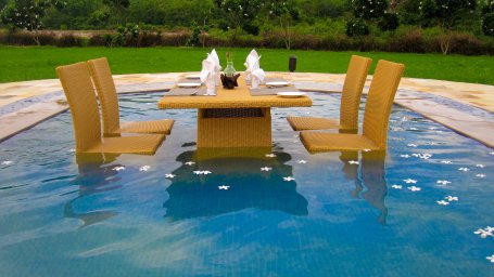 Water Dining at Golden Tusk Jim Corbett