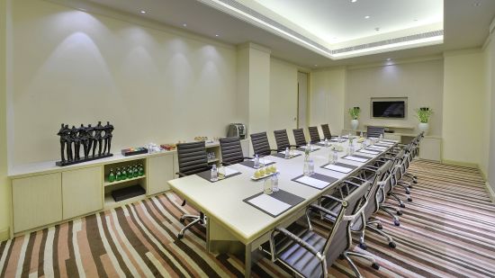 Board Room at Radisson Blu - Bengaluru Outer Ring Road