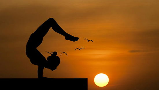 yoga-balance-nature-handstand