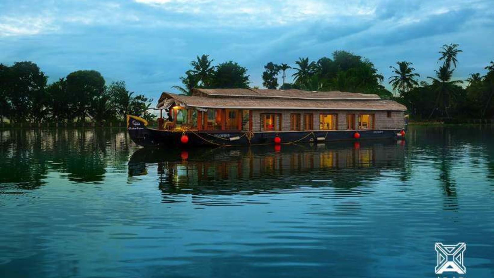 1, Houseboats in Alleppey, luxury houseboats in Alleppey, premium houseboats in Alleppey, backwater cruise in Kerala, luxury houseboats in Alleppey, houseboat cruise in Alleppey, best houseboats in Kerala