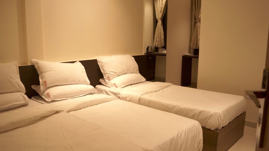  Hotel Shivam, Pune Pune Special Super Deluxe With Extra Person NEW