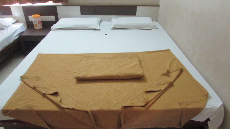 Hotel Shiv Ganesh Comforts, Bangalore Bangalore 3-bed room hotel shiv ganesh comforts bangalore 3
