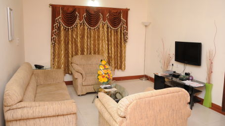 Maple Suites Serviced Apartments, Bangalore Bangalore Suite Living Room Maple Suites Serviced Apartments Bangalore