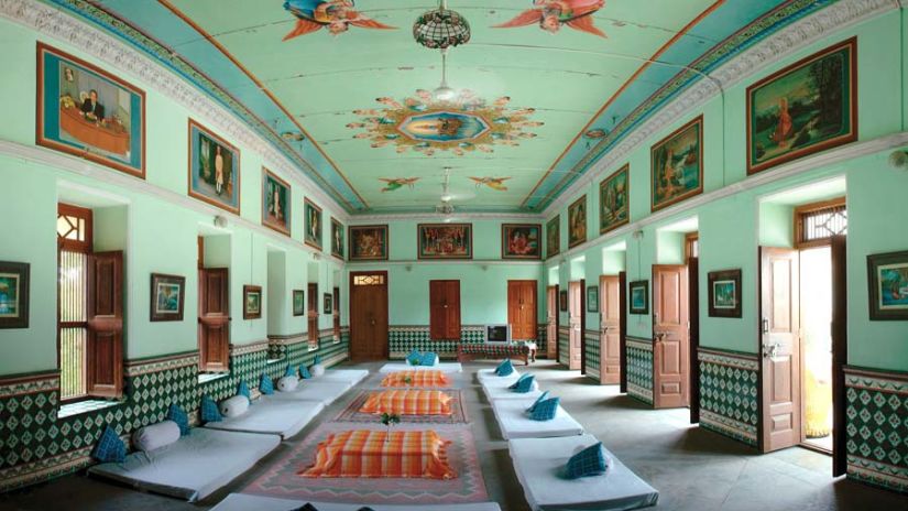 spectacularly decorated meeting hall at The Piramal Haveli - 20th Century, Shekhavati