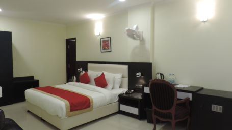 Executive Room 4 - Clarks Residences Nainital