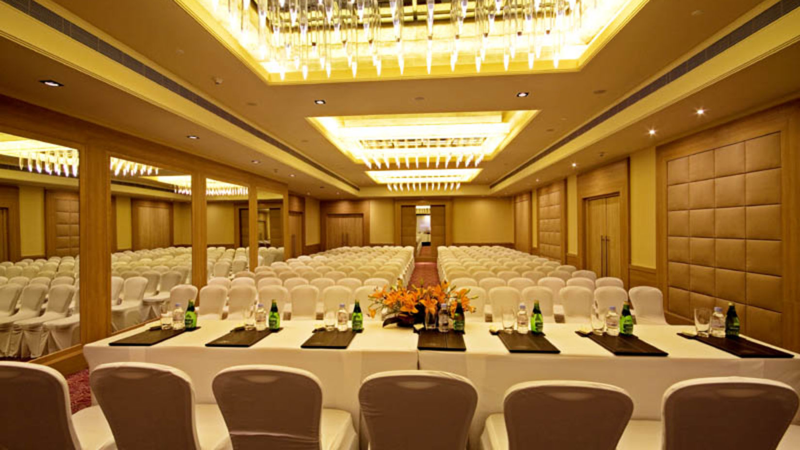 Banquets Radisson Hyderabad Hitech City Hyderabad 10