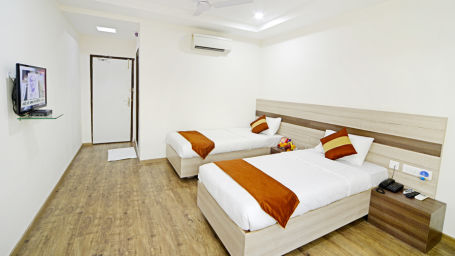 Serenity Inn Group  Rooms Hotel Serenity La Prime Hyderabad 4