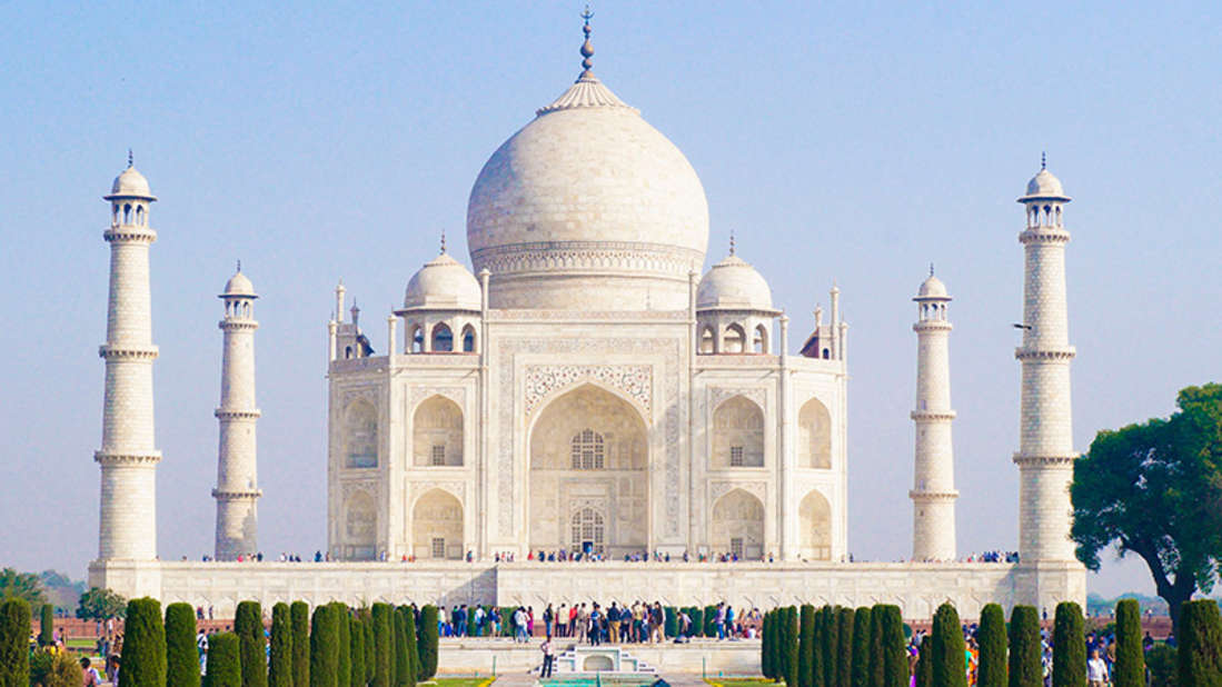 Taj Mahal Tour | Trimrooms - Group Trim Hotels | Best Hotels in Delhi