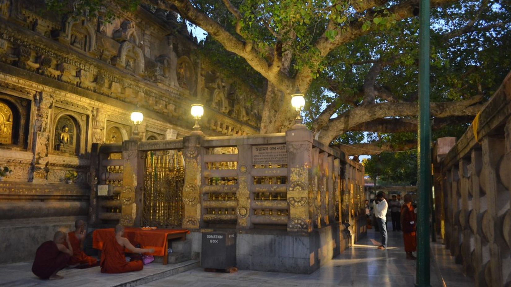  Mahabodhi Temple, Marasa Sarovar Premiere, Tourist places in Bodhgaya 2