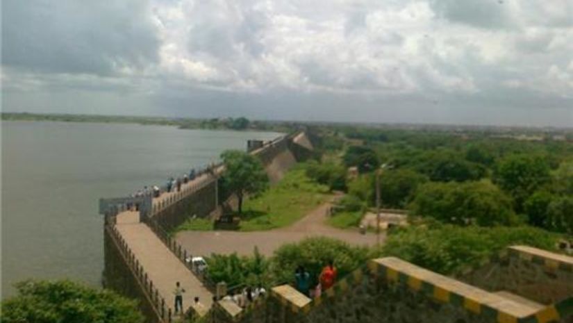 Aji Dam tourist attractions near Marasa Sarovar Portico, Rajkot